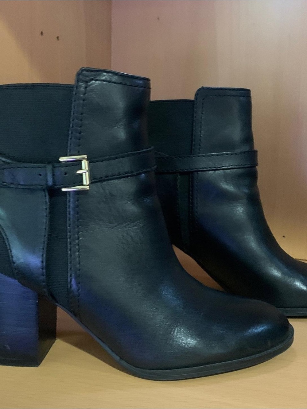 Tommy Hilfiger Hayley Leather Boots Size 8.5